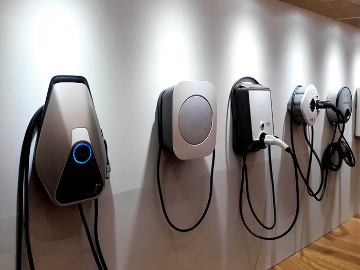 Venta-e-instalación-de-Cargadores-Wallbox/EV-electromovilidad-autos-eléctricos-reducción-del-impacto-ambiental-en-méxico-metag-proyectos-industriales-empresa-mexicana